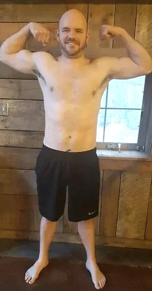 Kyle after his transformation, down 3 belt sizes in 6 weeks